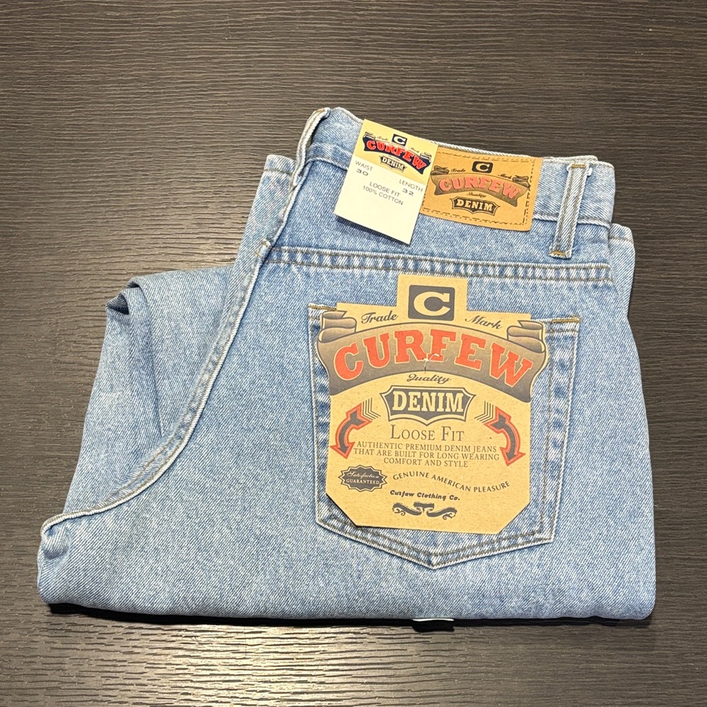 Vintage Y2K CURFEW Loose Fit 100% Cotton‎ Light Wash Denim Jeans Men 30x32 NWT